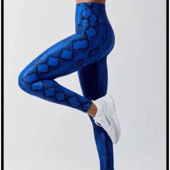 Beach Riot Leggings - Blue and Black Snake Print - NWOT - Size Small - Picture 3 of 7